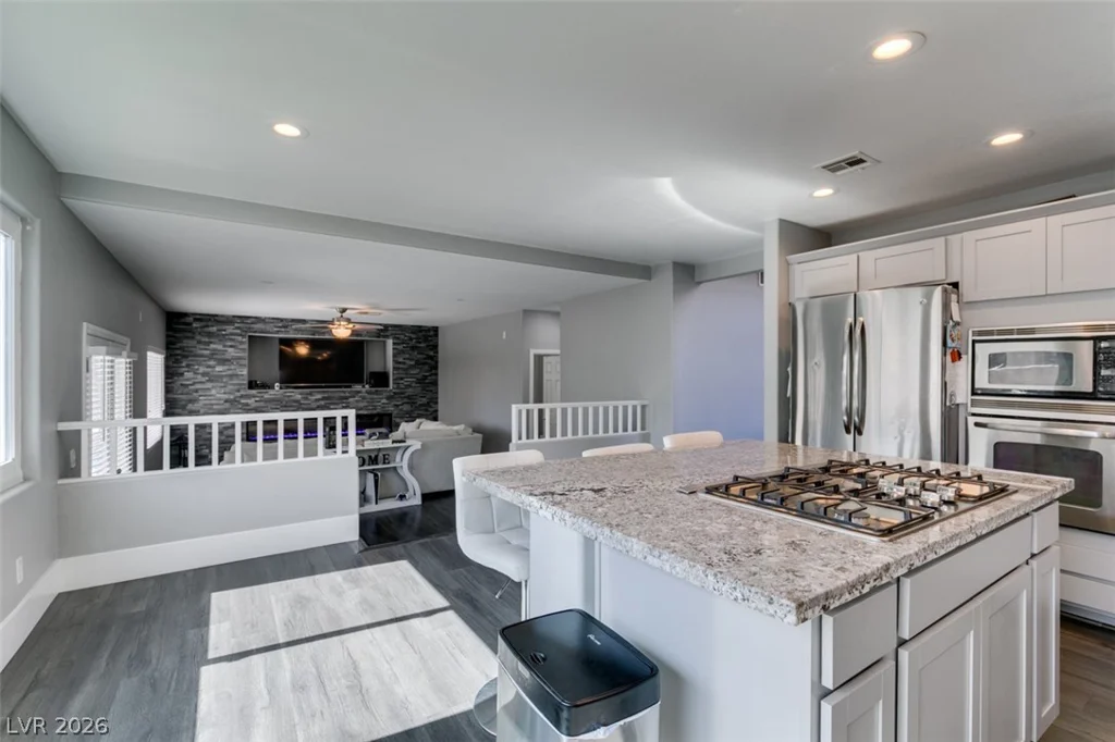 512 Beaconwood, Henderson, NV 89052
