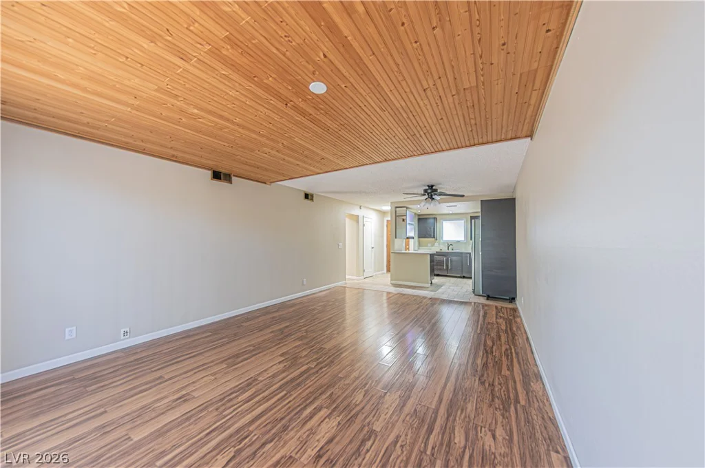 1729 Jupiter, Las Vegas, NV 89119