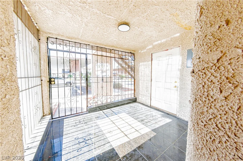 1729 Jupiter, Las Vegas, NV 89119
