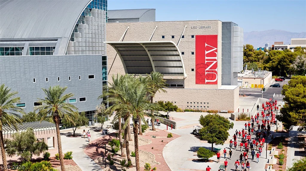 1729 Jupiter, Las Vegas, NV 89119