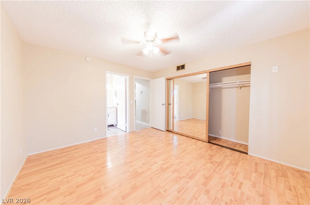 1729 Jupiter, Las Vegas, NV 89119