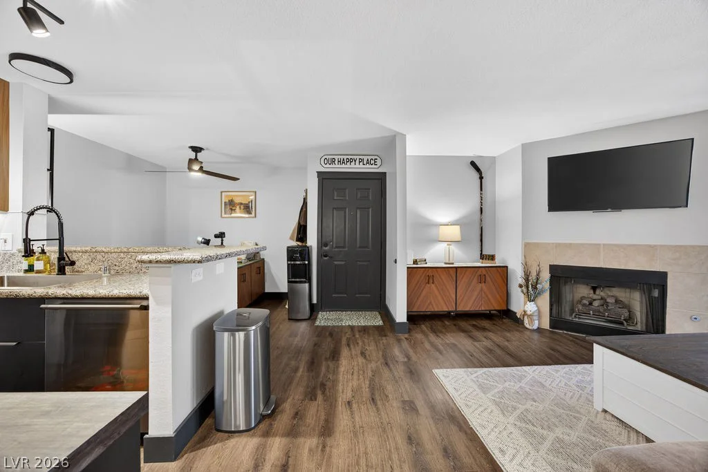 2200 Fort Apache, Las Vegas, NV 89117