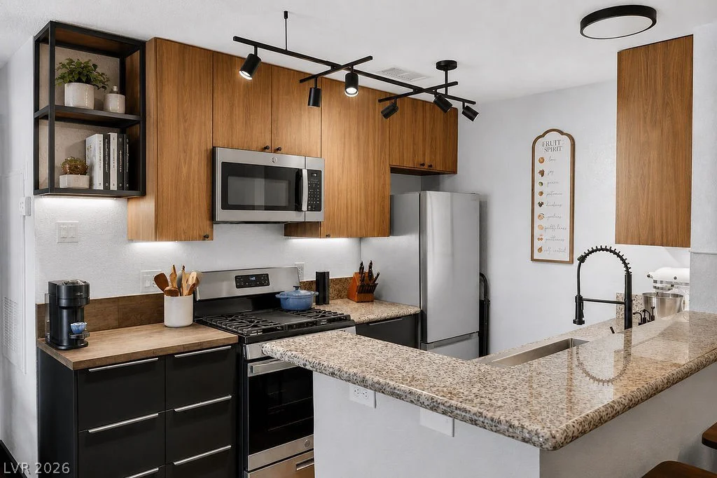 2200 Fort Apache, Las Vegas, NV 89117