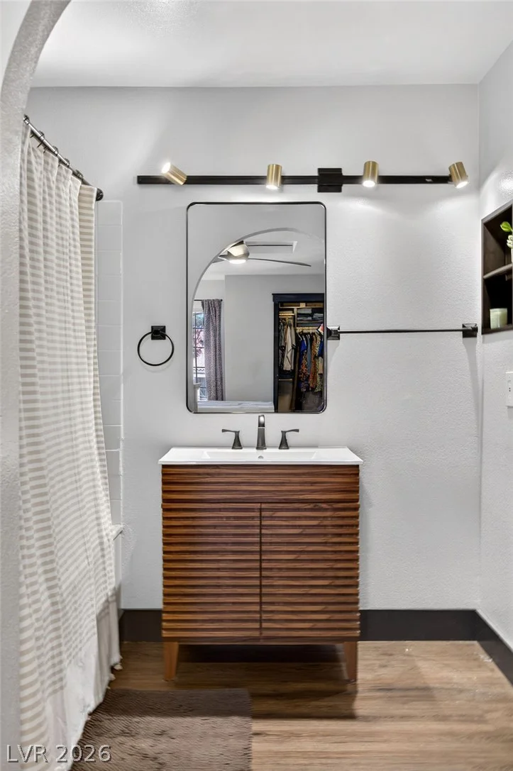 2200 Fort Apache, Las Vegas, NV 89117