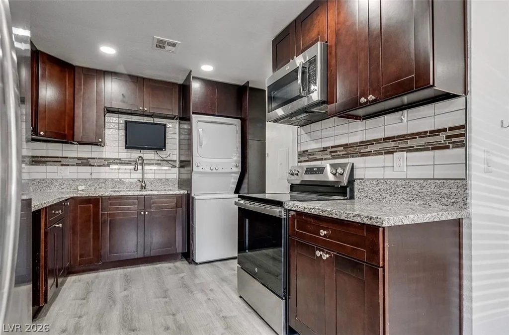 6208 Ilanos, Las Vegas, NV 89108