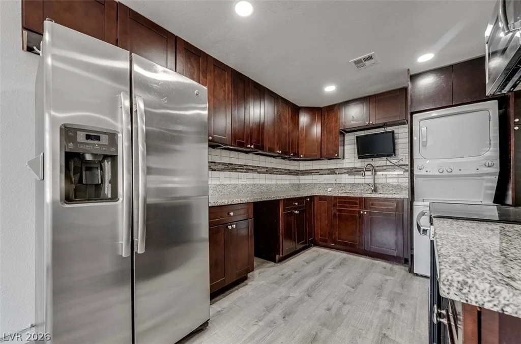 6208 Ilanos, Las Vegas, NV 89108