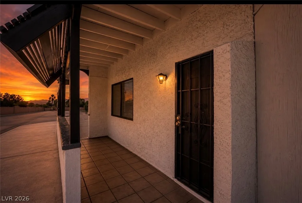 6208 Ilanos, Las Vegas, NV 89108