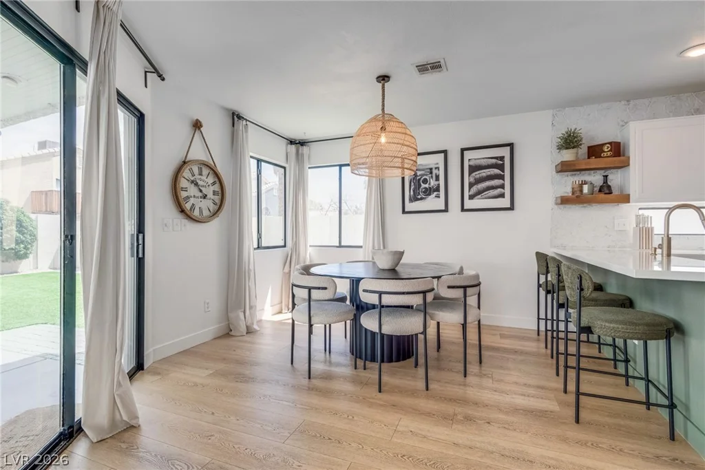 8212 Ogee, Las Vegas, NV 89145