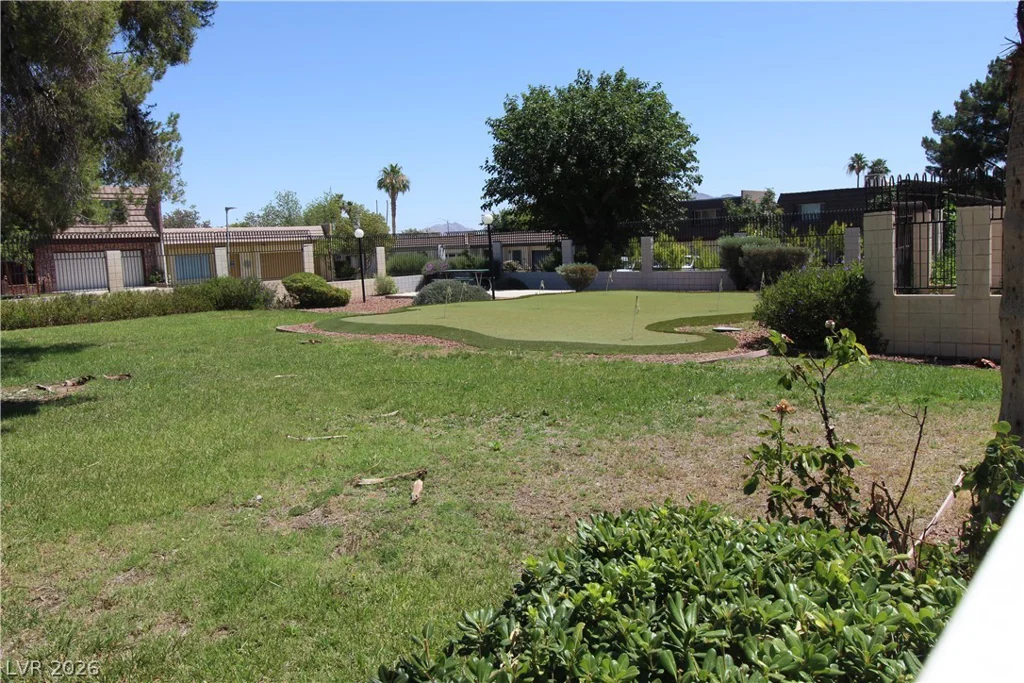 3320 Delderfield, Las Vegas, NV 89121