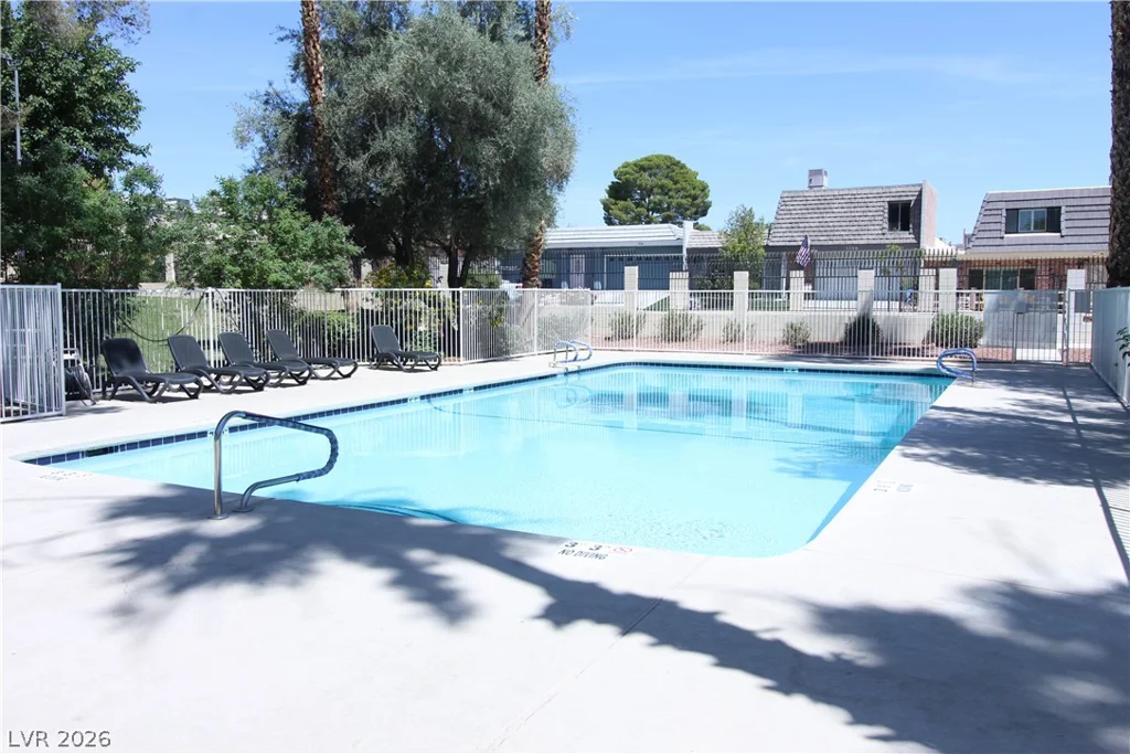 3320 Delderfield, Las Vegas, NV 89121