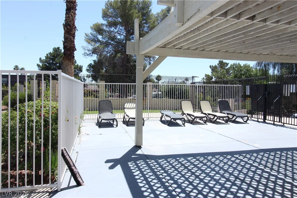 3320 Delderfield, Las Vegas, NV 89121