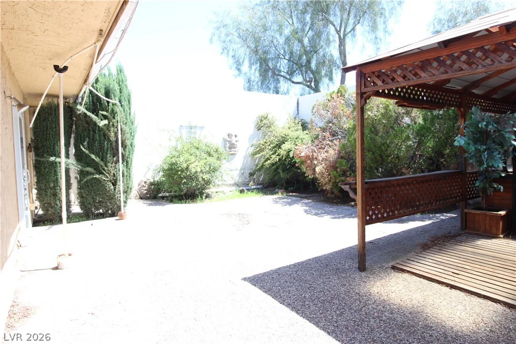 3320 Delderfield, Las Vegas, NV 89121