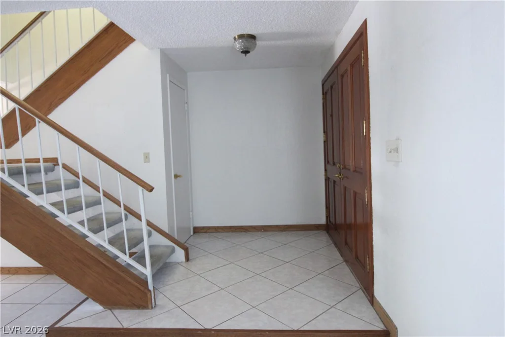 3320 Delderfield, Las Vegas, NV 89121