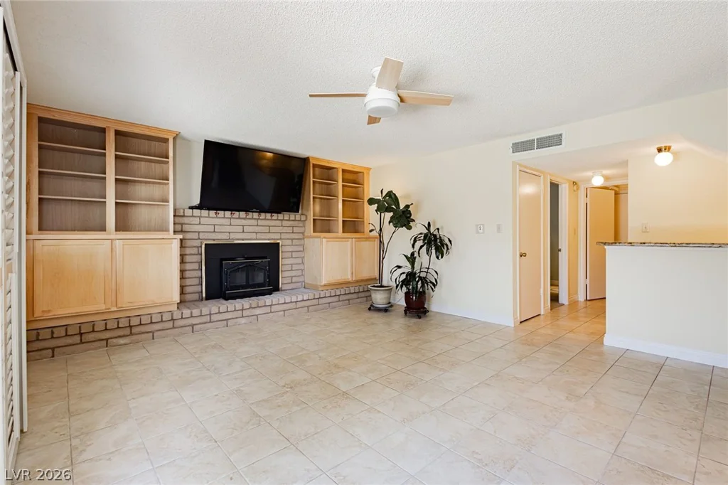 956 Eldorado, Las Vegas, NV 89123
