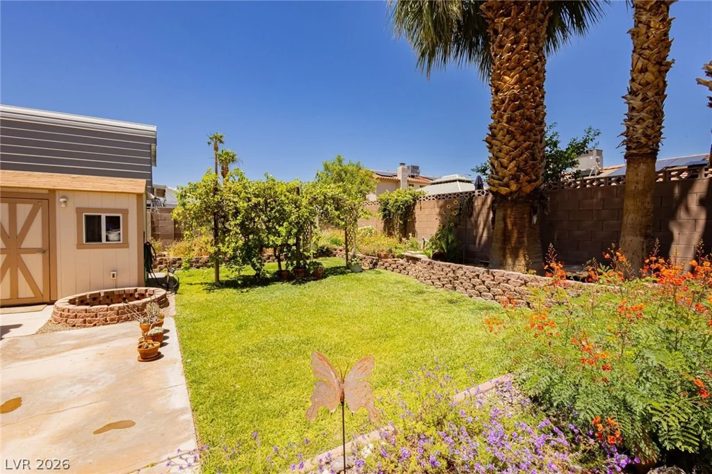 956 Eldorado, Las Vegas, NV 89123