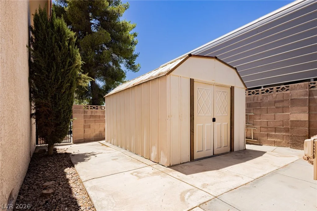 956 Eldorado, Las Vegas, NV 89123