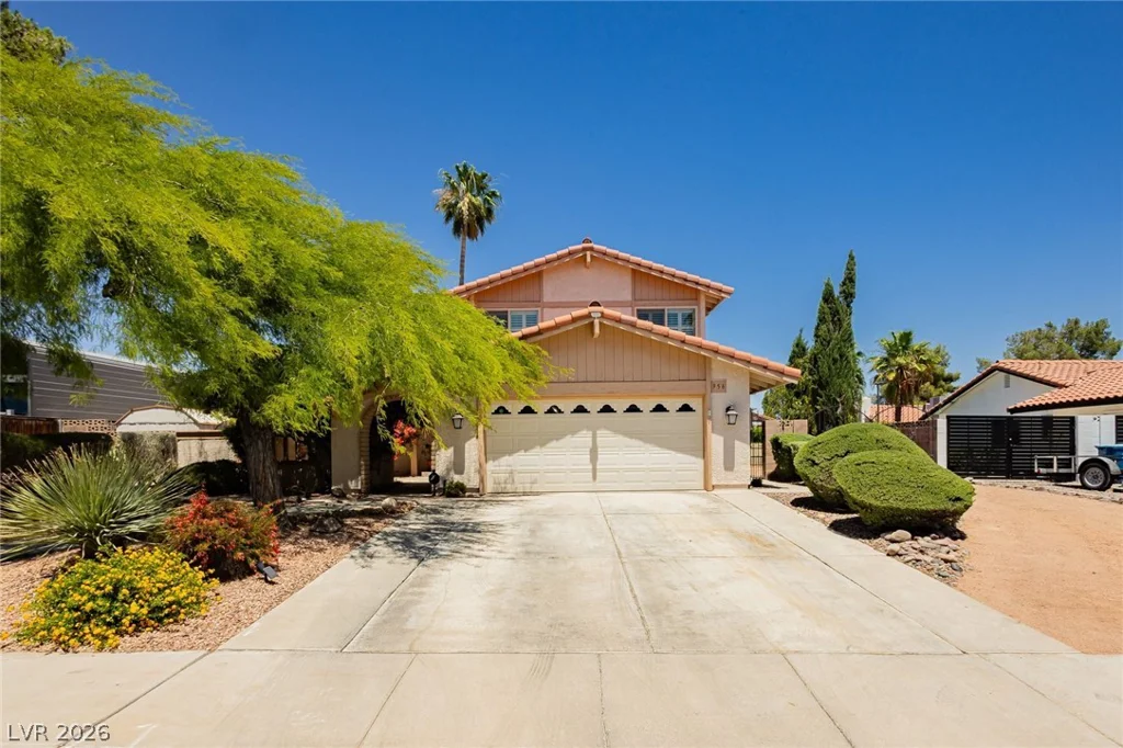 956 Eldorado, Las Vegas, NV 89123