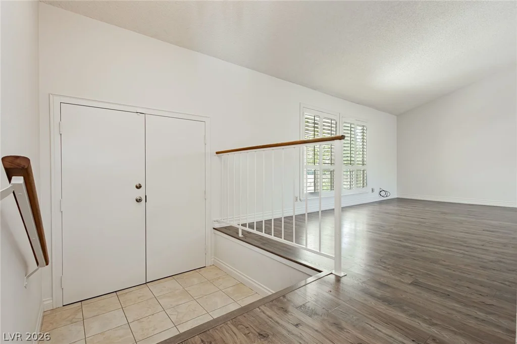 956 Eldorado, Las Vegas, NV 89123