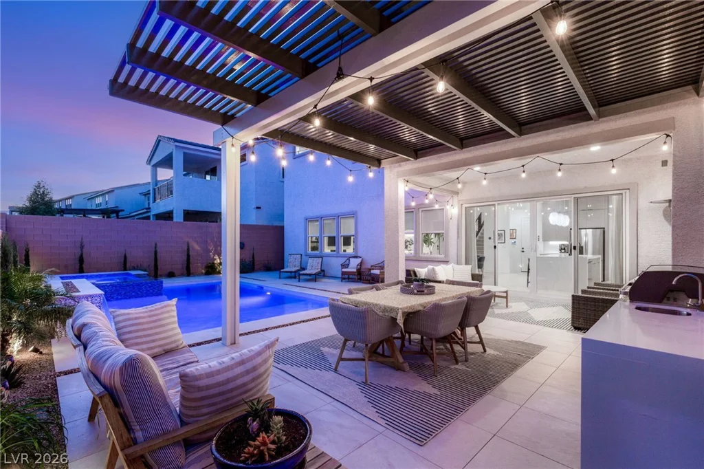 10357 Terra Landings, Las Vegas, NV 89166