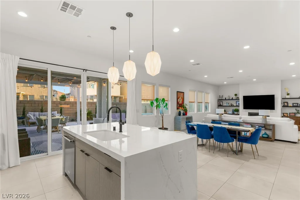 10357 Terra Landings, Las Vegas, NV 89166