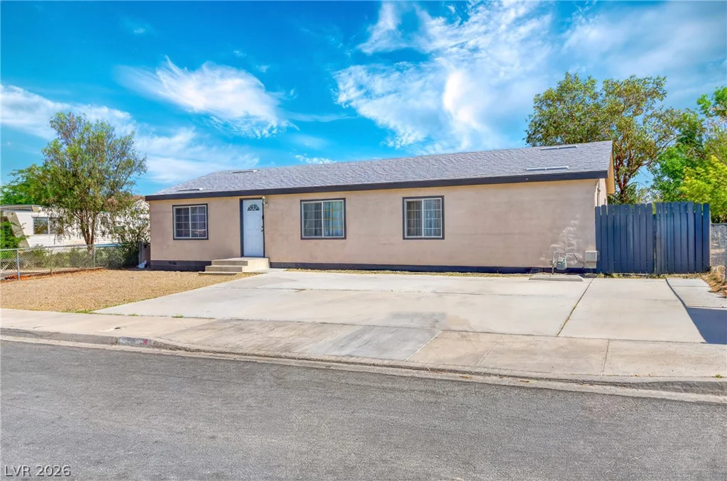6100 Bluehill, Las Vegas, NV 89156