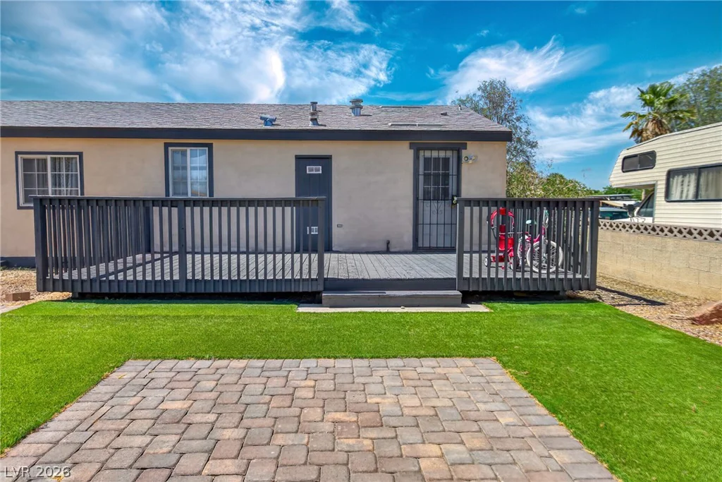 6100 Bluehill, Las Vegas, NV 89156