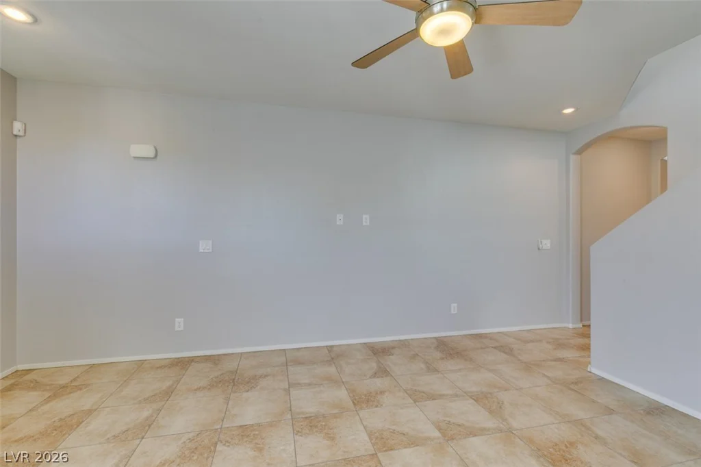 10648 Bandera Mountain, Las Vegas, NV 89166