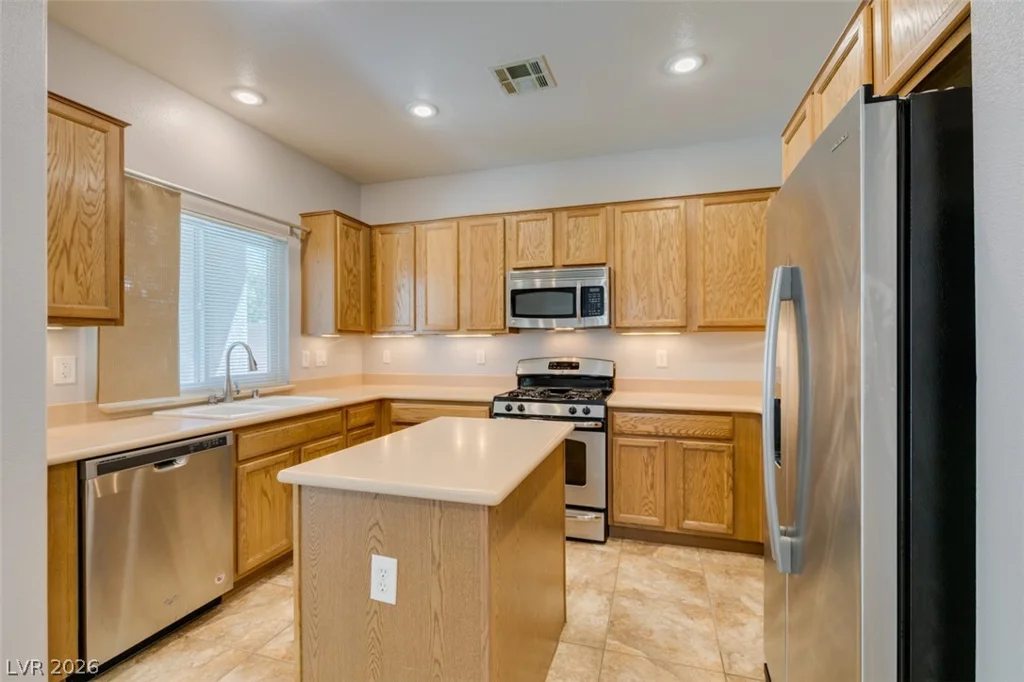 10648 Bandera Mountain, Las Vegas, NV 89166