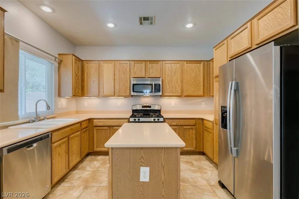 10648 Bandera Mountain, Las Vegas, NV 89166