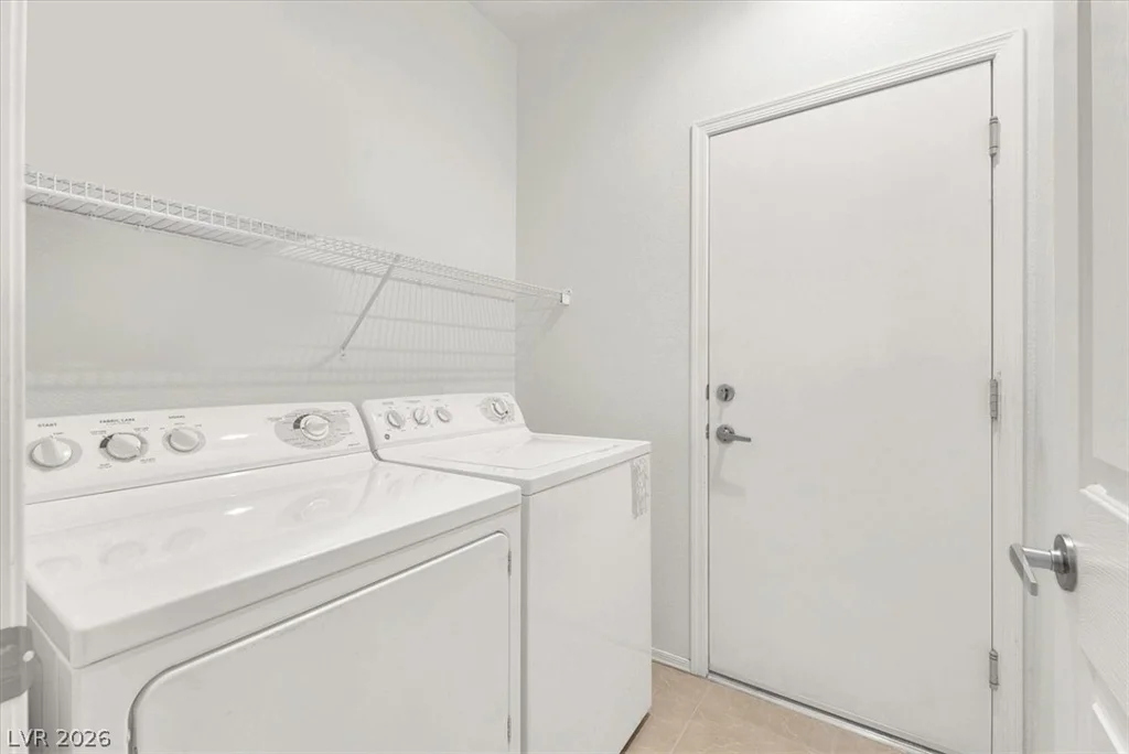 2101 Sawtooth Mountain, Henderson, NV 89044