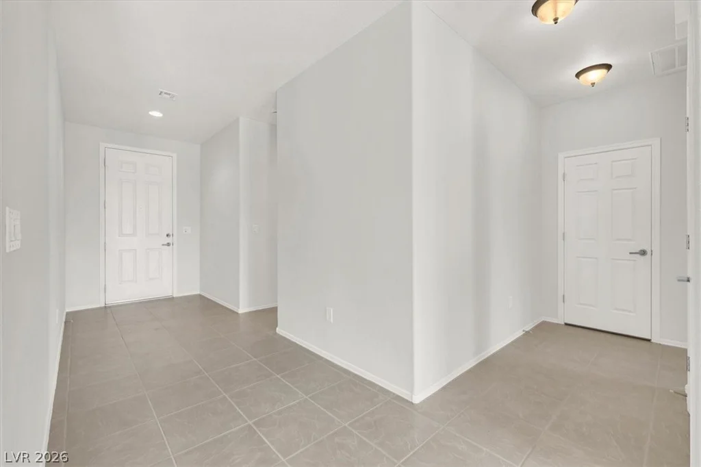 2101 Sawtooth Mountain, Henderson, NV 89044