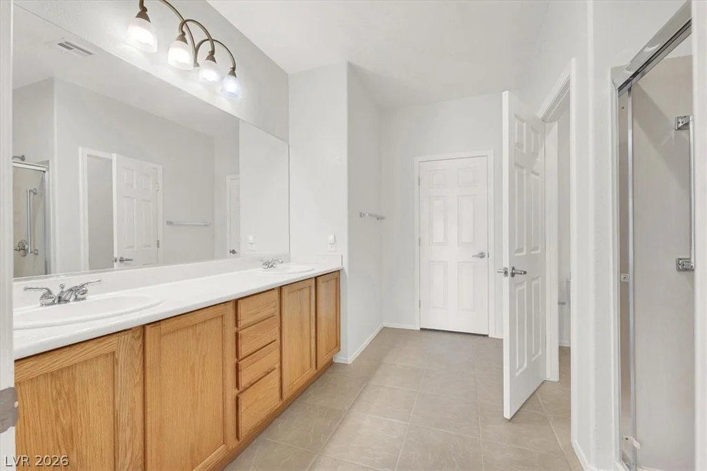 2101 Sawtooth Mountain, Henderson, NV 89044