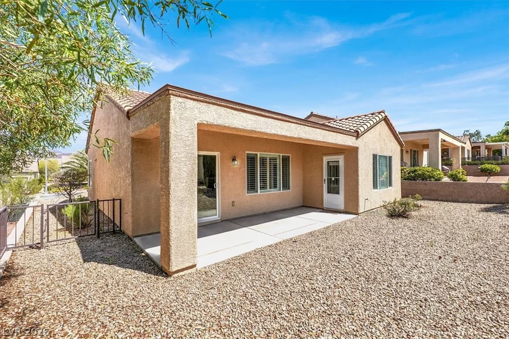 2101 Sawtooth Mountain, Henderson, NV 89044