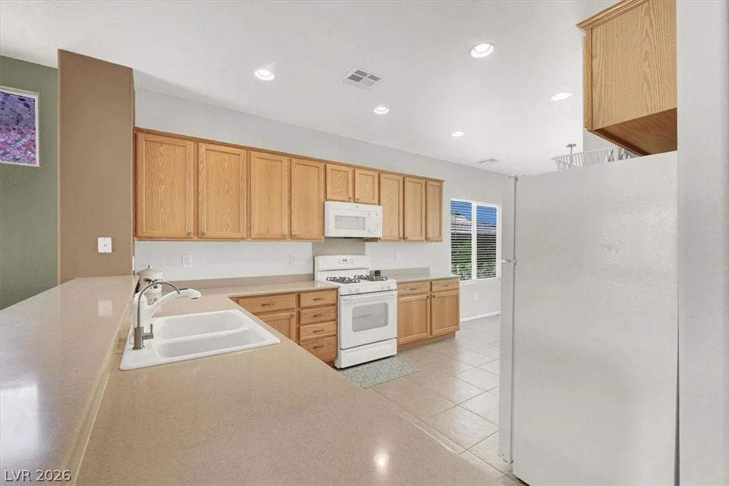 2101 Sawtooth Mountain, Henderson, NV 89044
