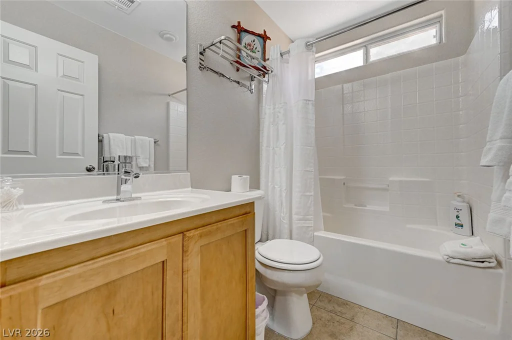 4738 Cortina Rancho, Las Vegas, NV 89147