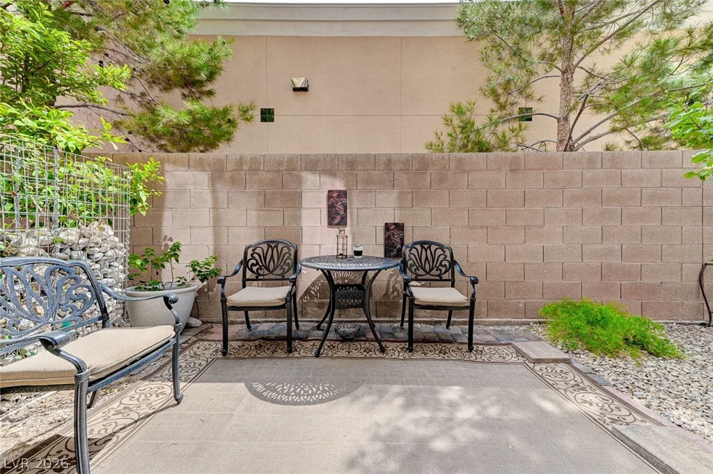 4738 Cortina Rancho, Las Vegas, NV 89147