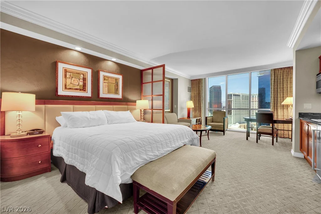 135 Harmon, Las Vegas, NV 89109