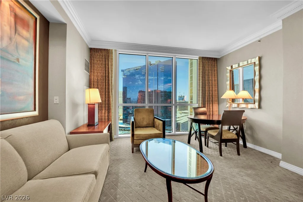 135 Harmon, Las Vegas, NV 89109