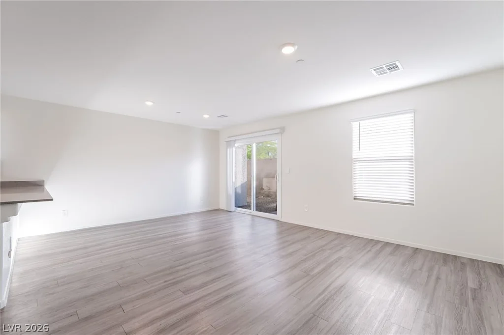 9935 Daffodil Hills, Las Vegas, NV 89141