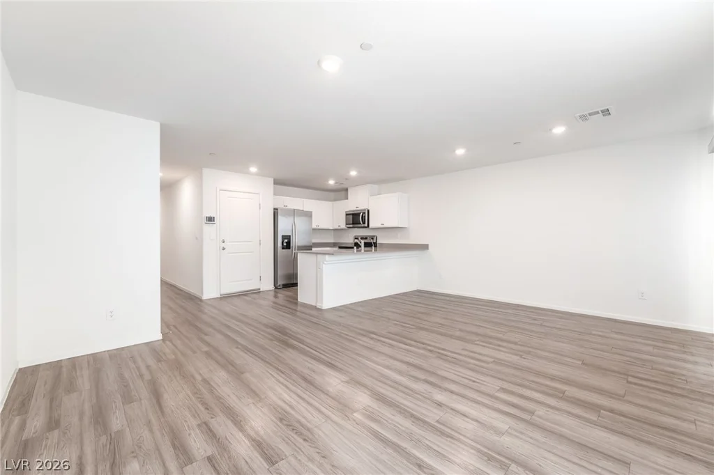 9935 Daffodil Hills, Las Vegas, NV 89141