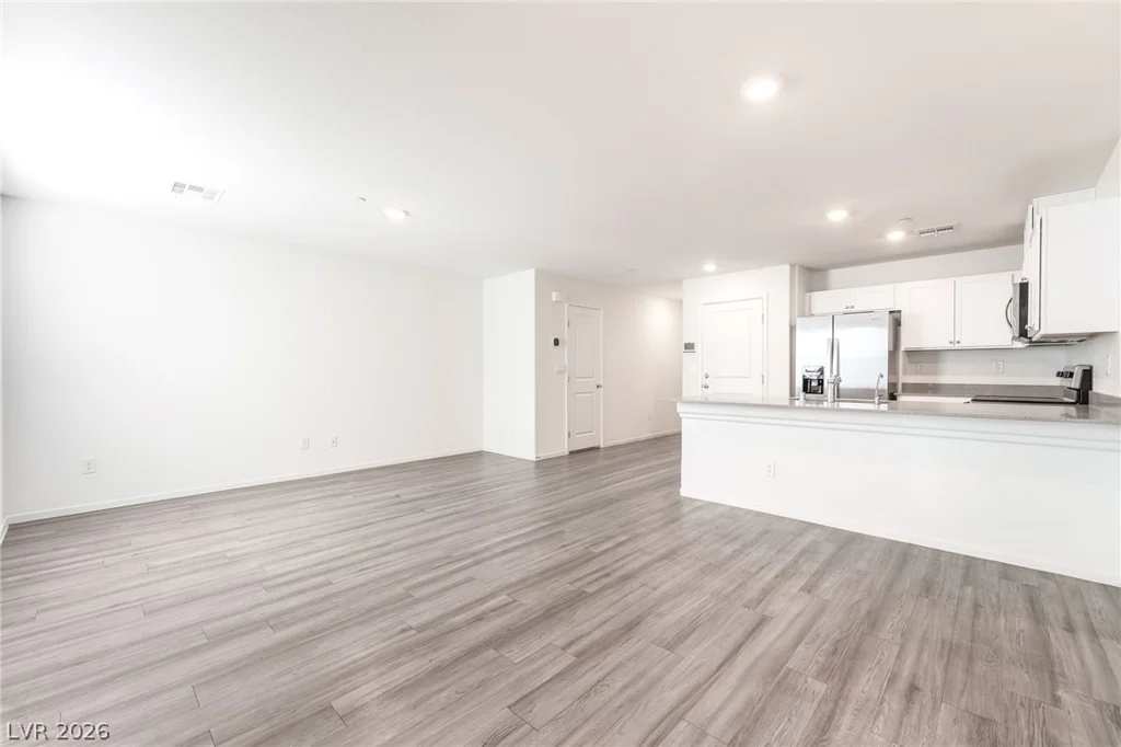 9935 Daffodil Hills, Las Vegas, NV 89141