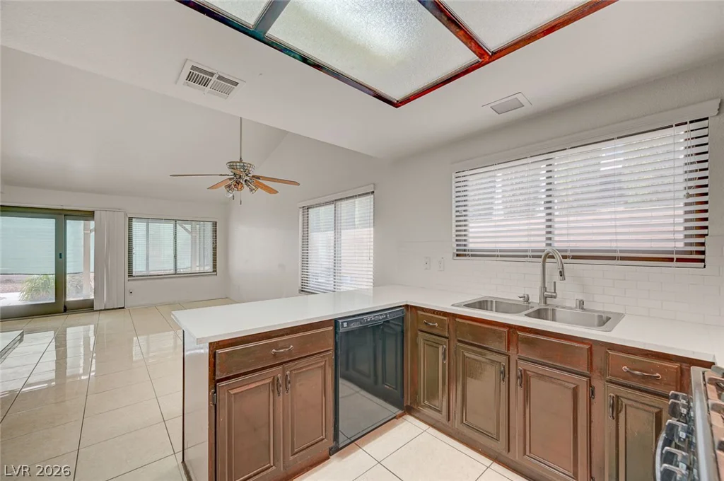 4865 Illustrious, Las Vegas, NV 89147