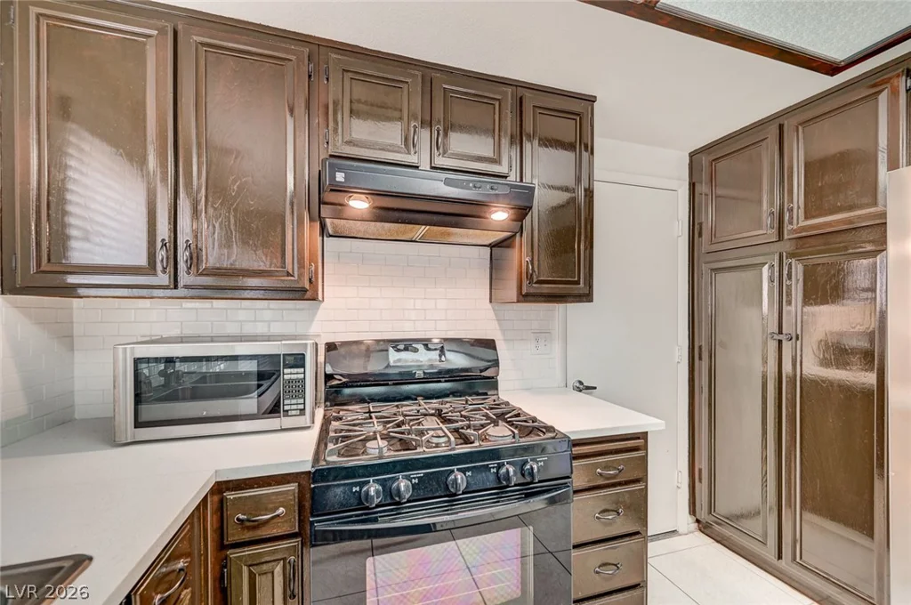 4865 Illustrious, Las Vegas, NV 89147