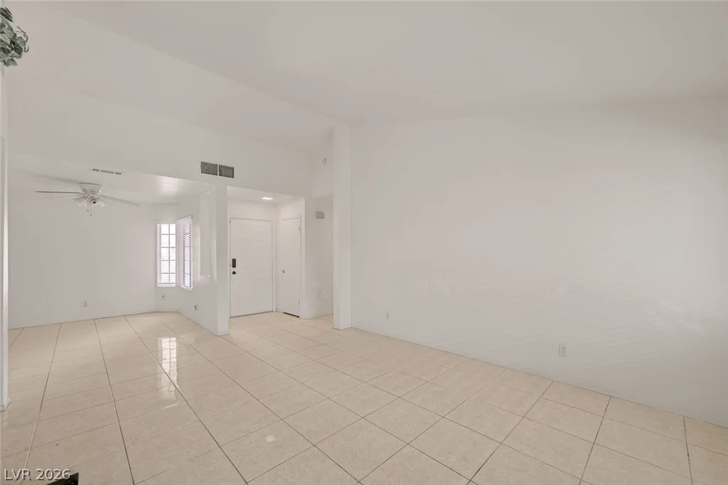 4865 Illustrious, Las Vegas, NV 89147