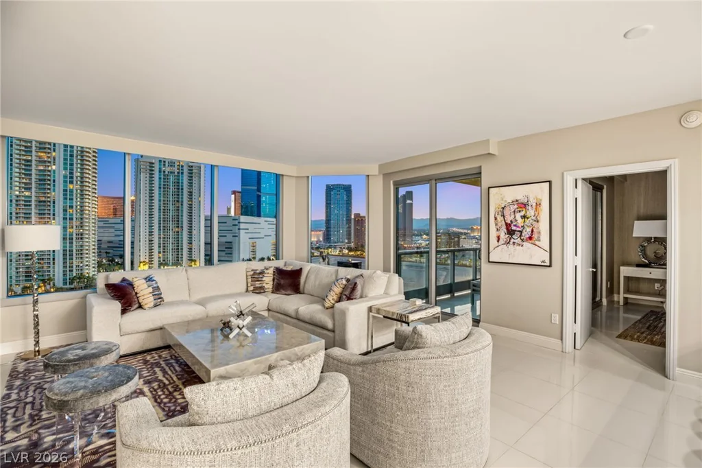 222 Karen, Las Vegas, NV 89109
