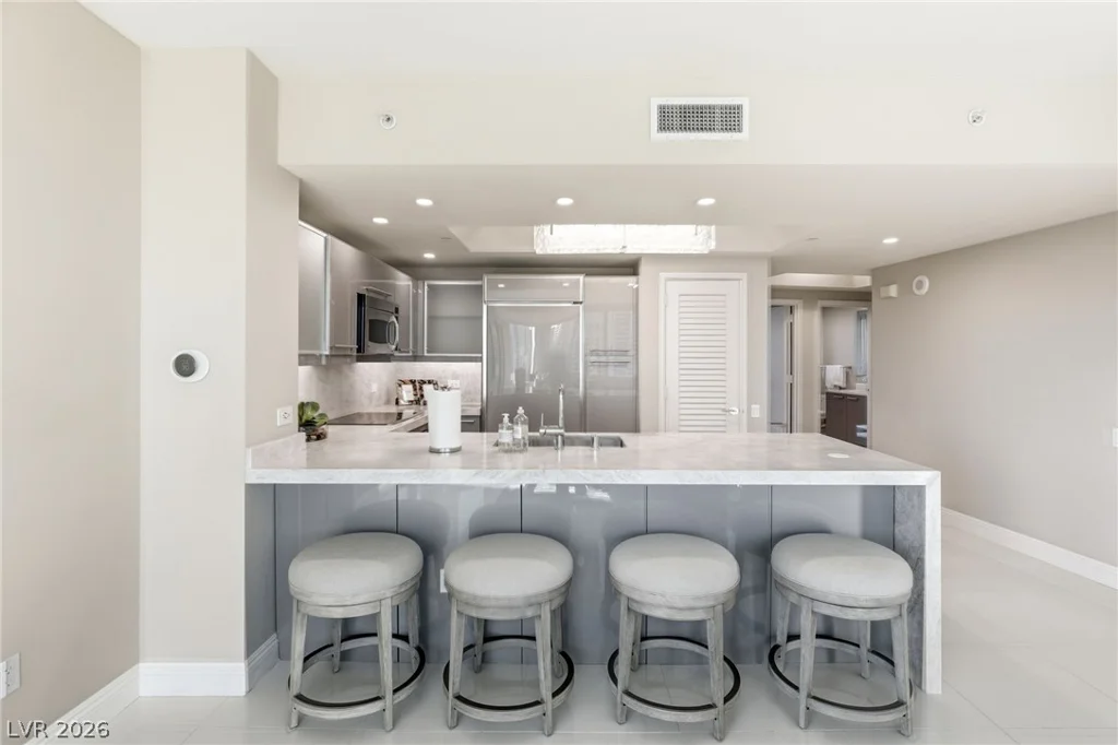 222 Karen, Las Vegas, NV 89109