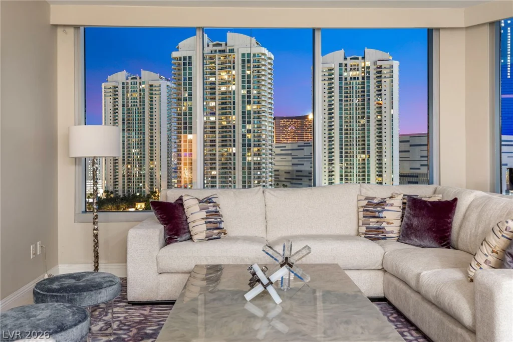 222 Karen, Las Vegas, NV 89109