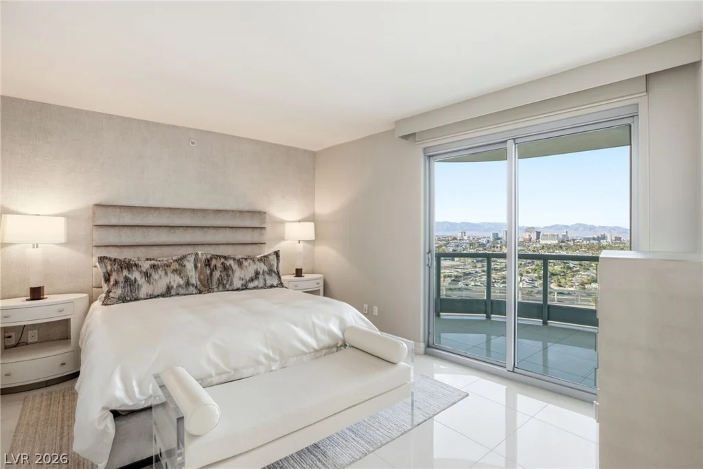 222 Karen, Las Vegas, NV 89109