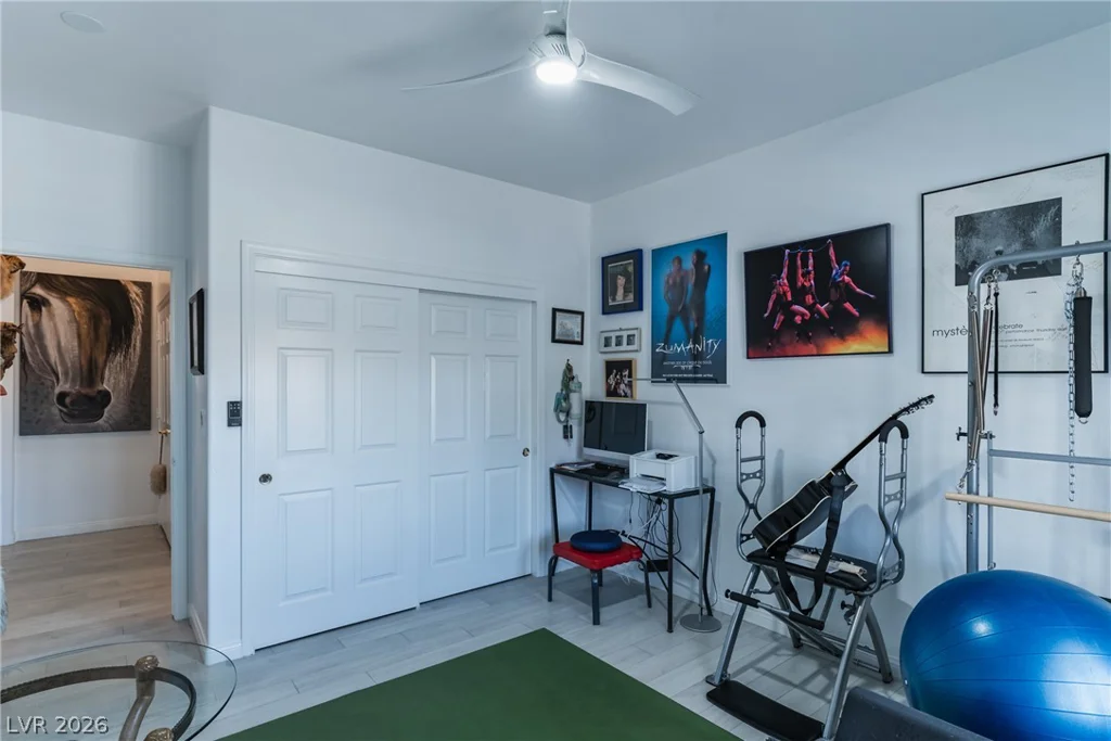 10904 Mission Lakes, Las Vegas, NV 89134