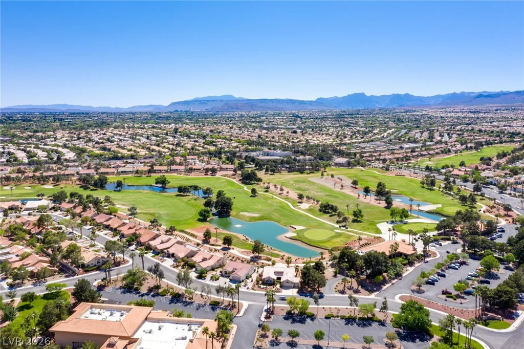 10904 Mission Lakes, Las Vegas, NV 89134
